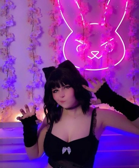 okay kylie xxx actress picture