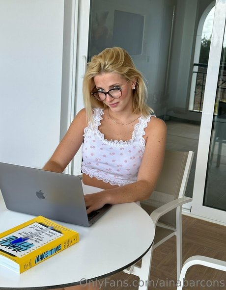 ainabarcons erotic pornstar galleries