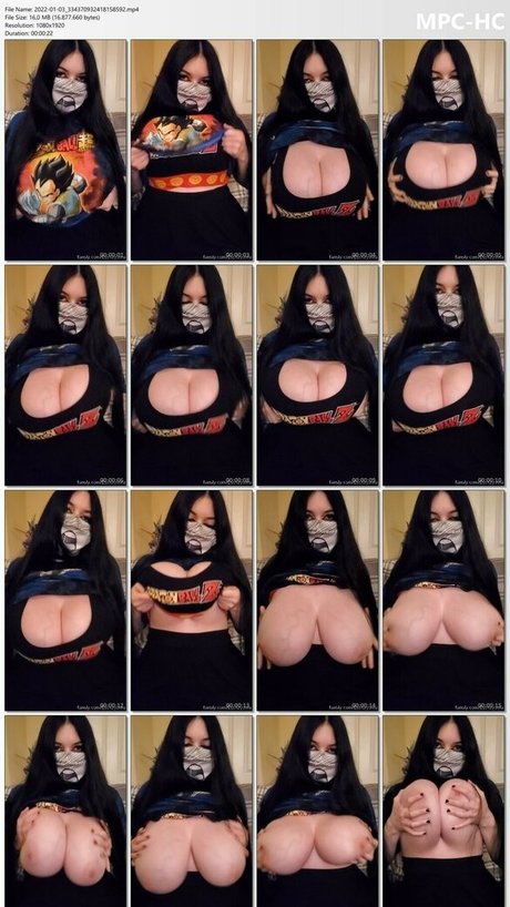 Esskayuwu model naked photo