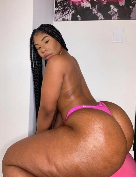 Katanah Tease sexy star pics