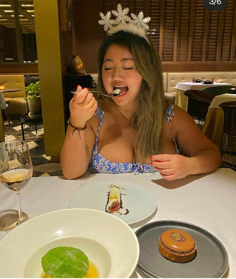 Cestvrai model high quality pictures