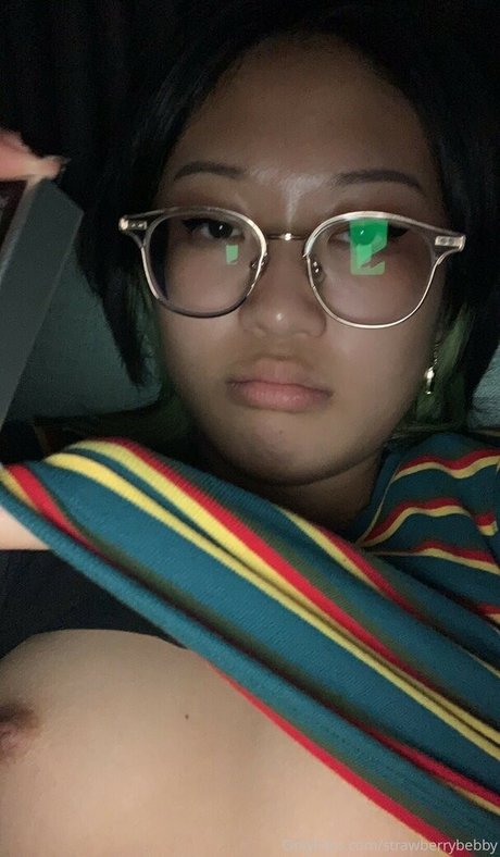 Strawberrybebby star hot pic