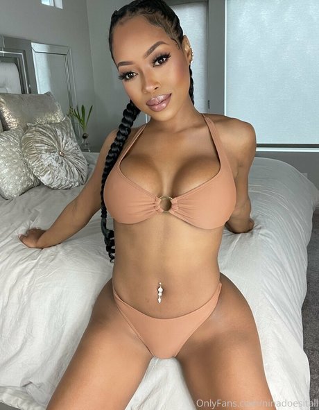 ninadoesitall naked star pics