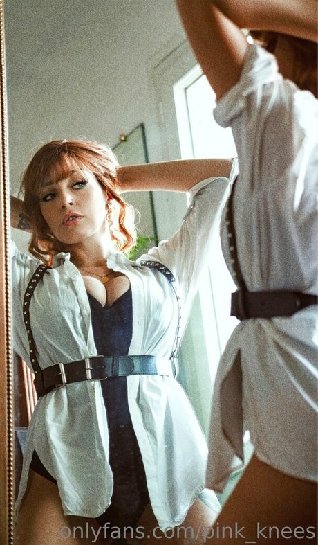 pink knees high quality star pic