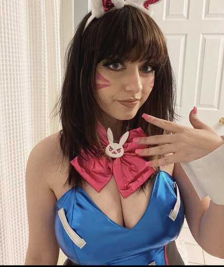 Splishbie model exclusive picture