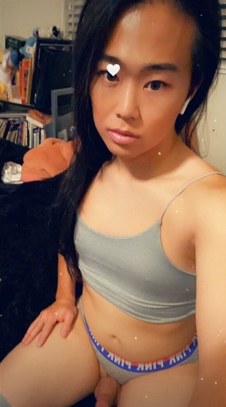 sabrina aoki Profile pic