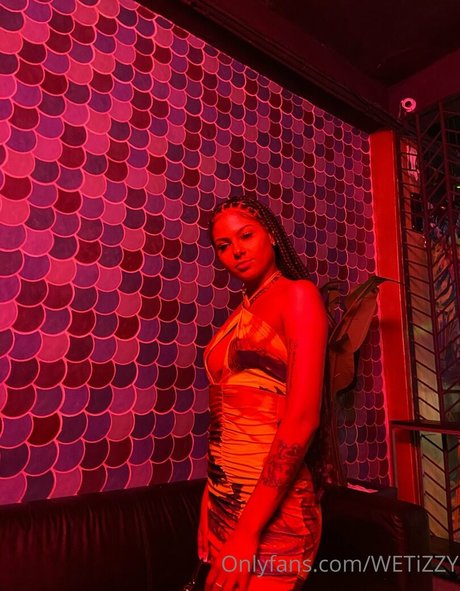 its pocahontas model top pic