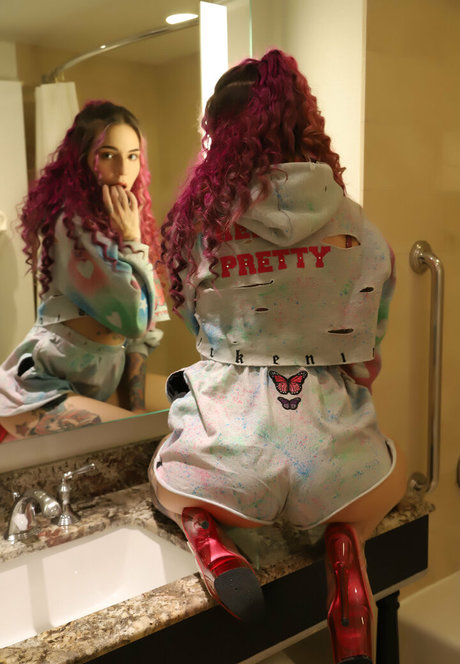 hazzardousmaterial model sex picture