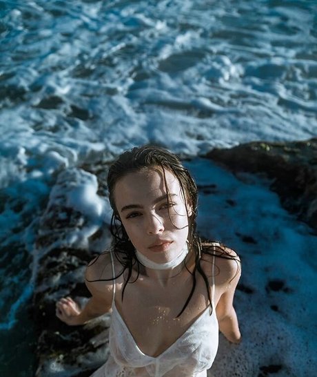 Agam Marmour pornstar pretty img