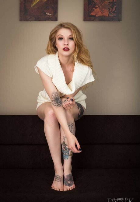 lesbian fisting onlyfans free nude photo