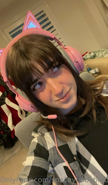 spaceybabebrooke pornstar nice pics