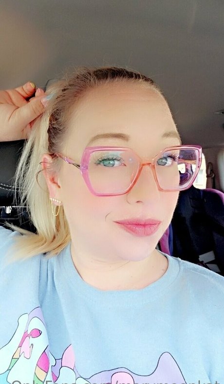 marymoonkat hd star photos