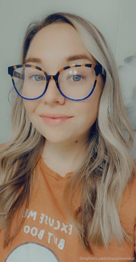 marymoonkat model free img