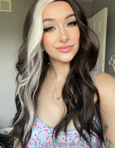 bellecurves pornstar hot pictures