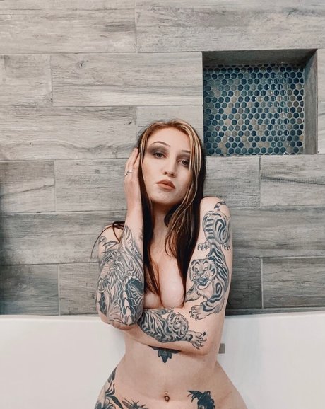 Morgan Adams beautiful model galleries