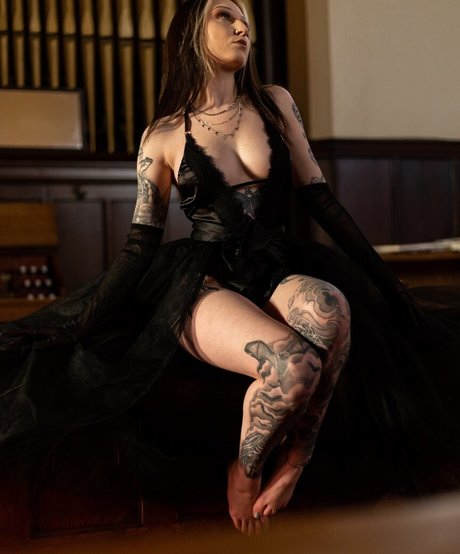 Morgan Adams star best images