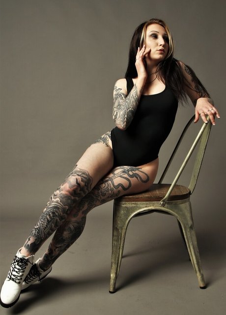 Morgan Adams model hot archive