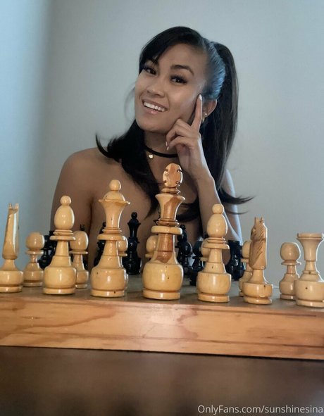 sunshinesina model adult gallery