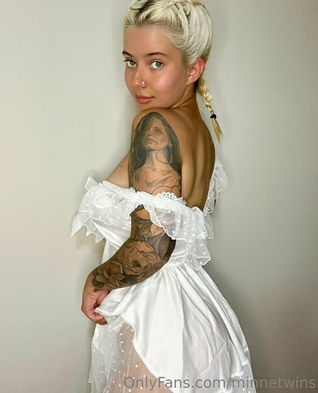 MinneTwins nudes actress pictures