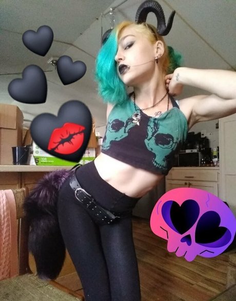 pyxxii xxx pornstar gallery