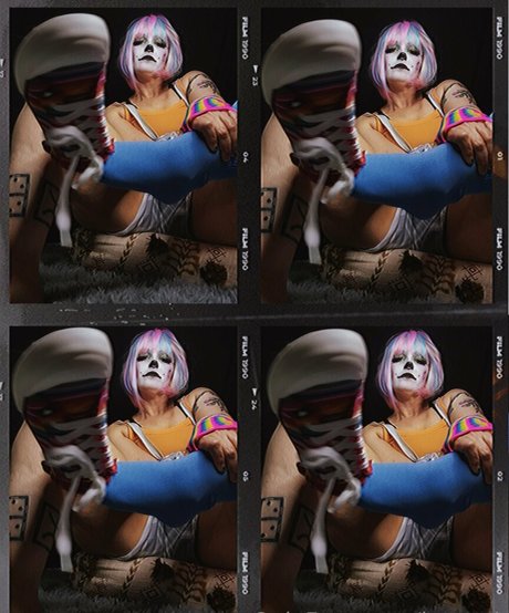 ls peek perfect actress pics