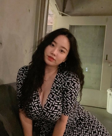 xxunnus2 exclusive actress galleries