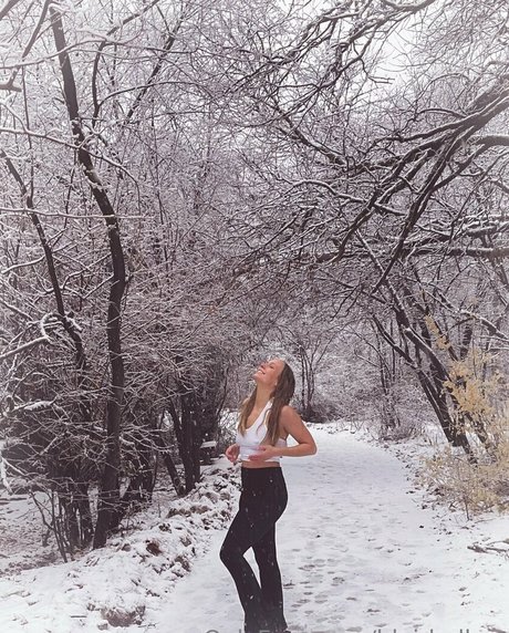 blairhollow star erotic pics