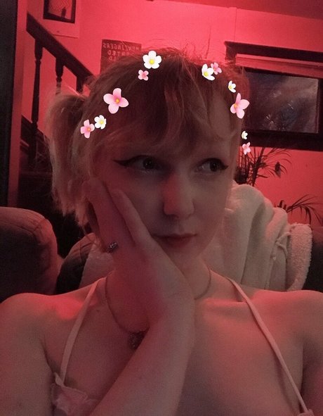 Honeybunnycos model exclusive images