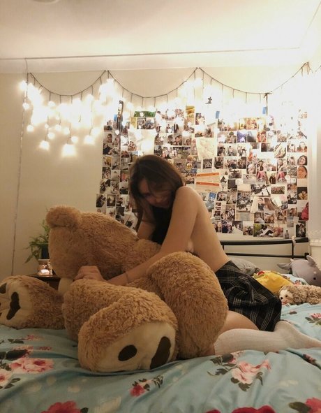 babielambuwu erotic pornstar img