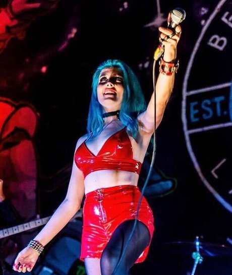 Diamante free actress pictures