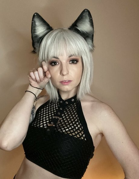 brieowth nudes pornstar images