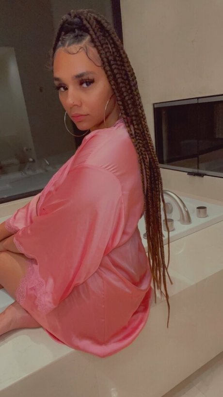 niquethestallion511 pornstar pics