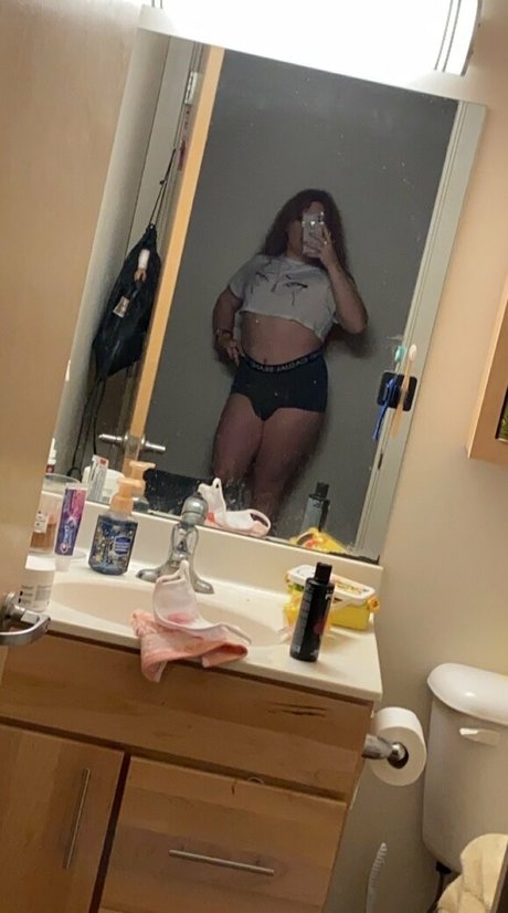 tragedyann hot actress photo