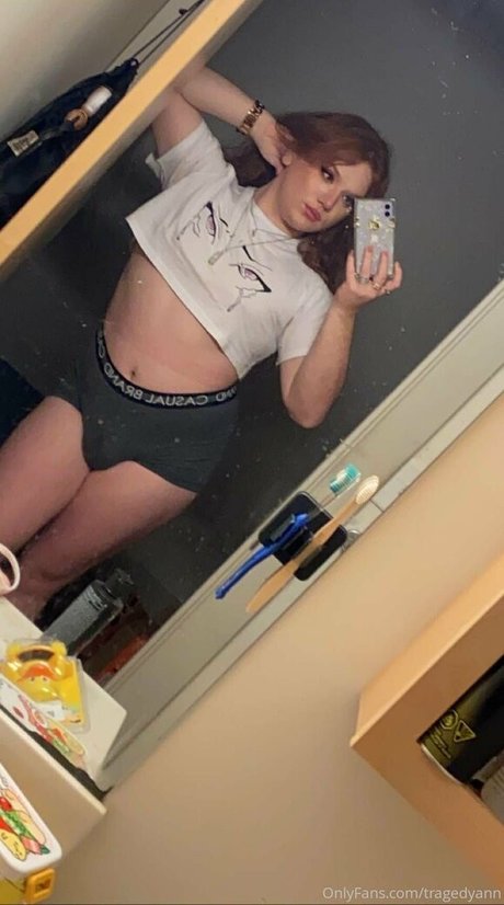 tragedyann model nice pics