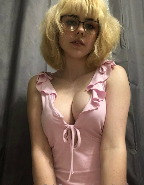 leaveittotegan naked star gallery