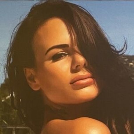 Chantelle Connelly star perfect archive