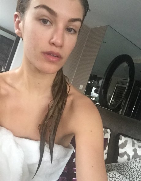 Amy Willerton free actress image