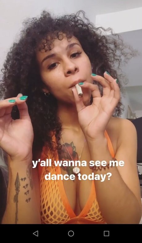 Jahkara Smith star adult pics