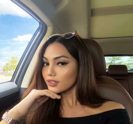 Ariana Tashne star pretty photo