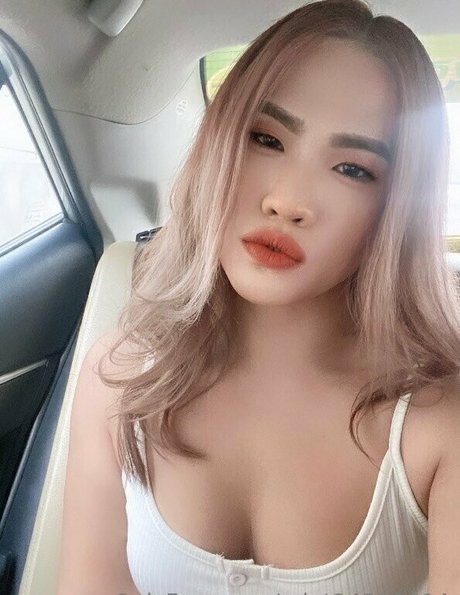 mint24230694 model naked pictures