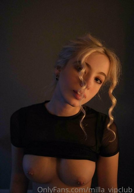 milla vipclub erotic star photo