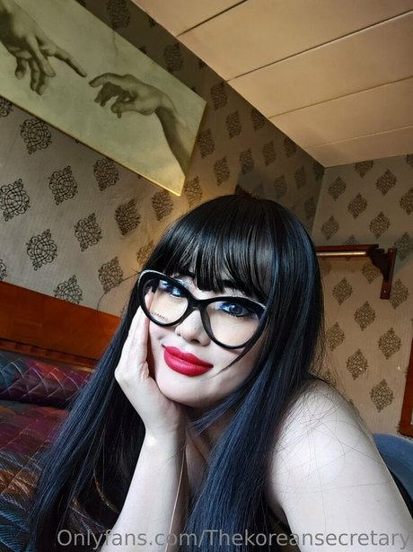 thekoreansecretary exclusive actress photos