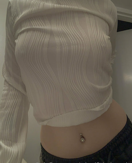 winni3thebunnie art model pics