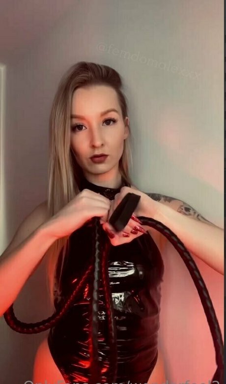 wonderfeel2 xxx pornstar picture