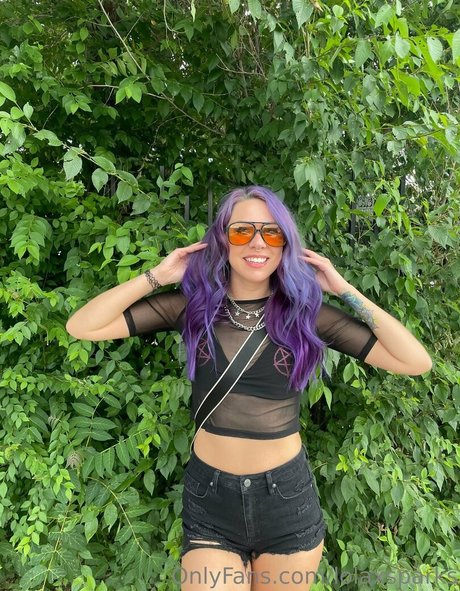 lolaxsparks pornstar naked image