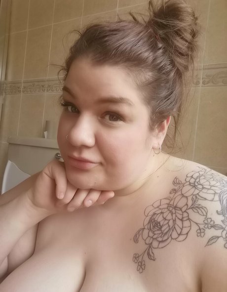 bbwjeanie beautiful model img
