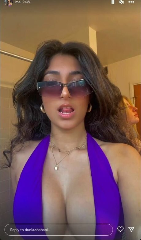 Donya Shabani model adult pics