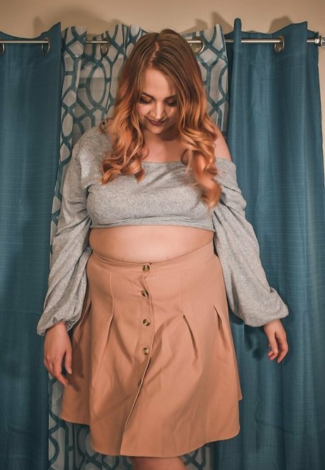 kinkycurvykat model photos