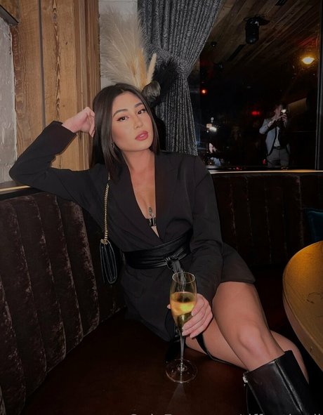 player2tiff model pretty pics