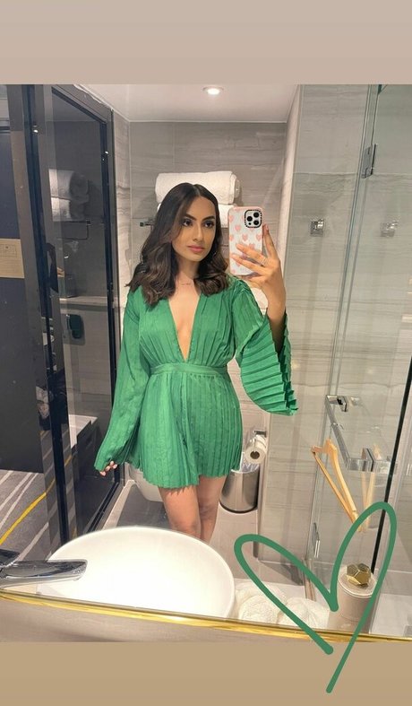 nikkirai_ star sexy picture